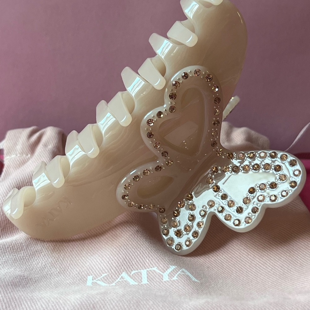 🦋 HEAVEN BY MARC JACOBS CRYSTAL BUTTERFLY HAIR CLIP 🦋 NWT 🦋